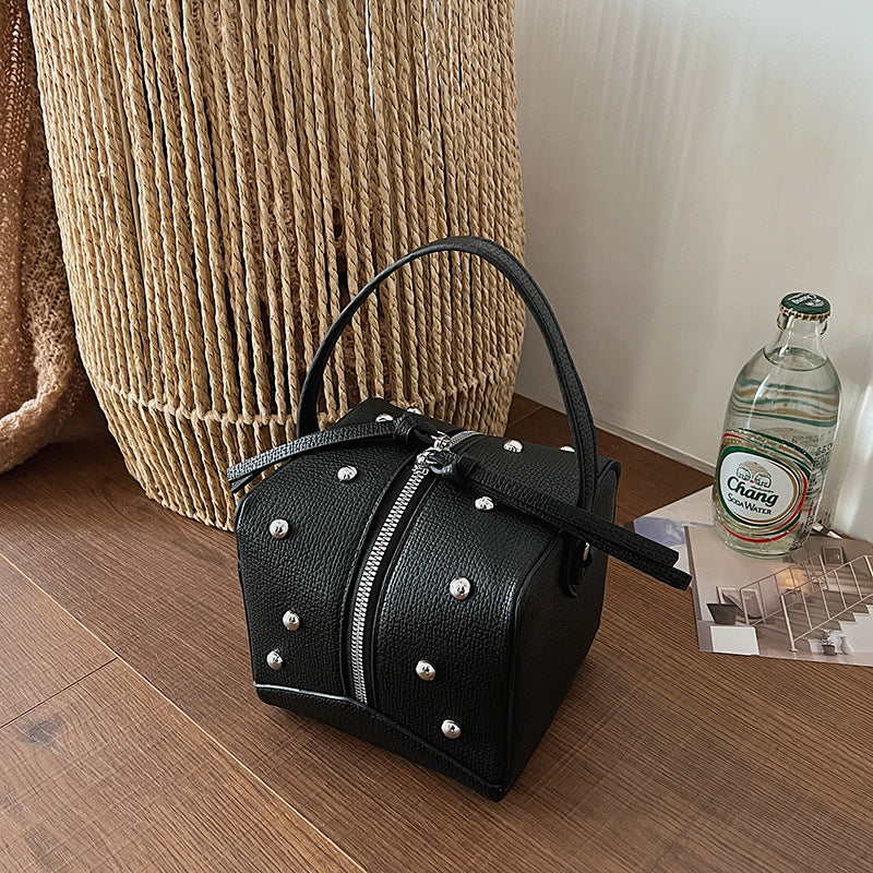 Good-looking Retro Spring Personal Leisure Fashionable Stylish Small Square Bags