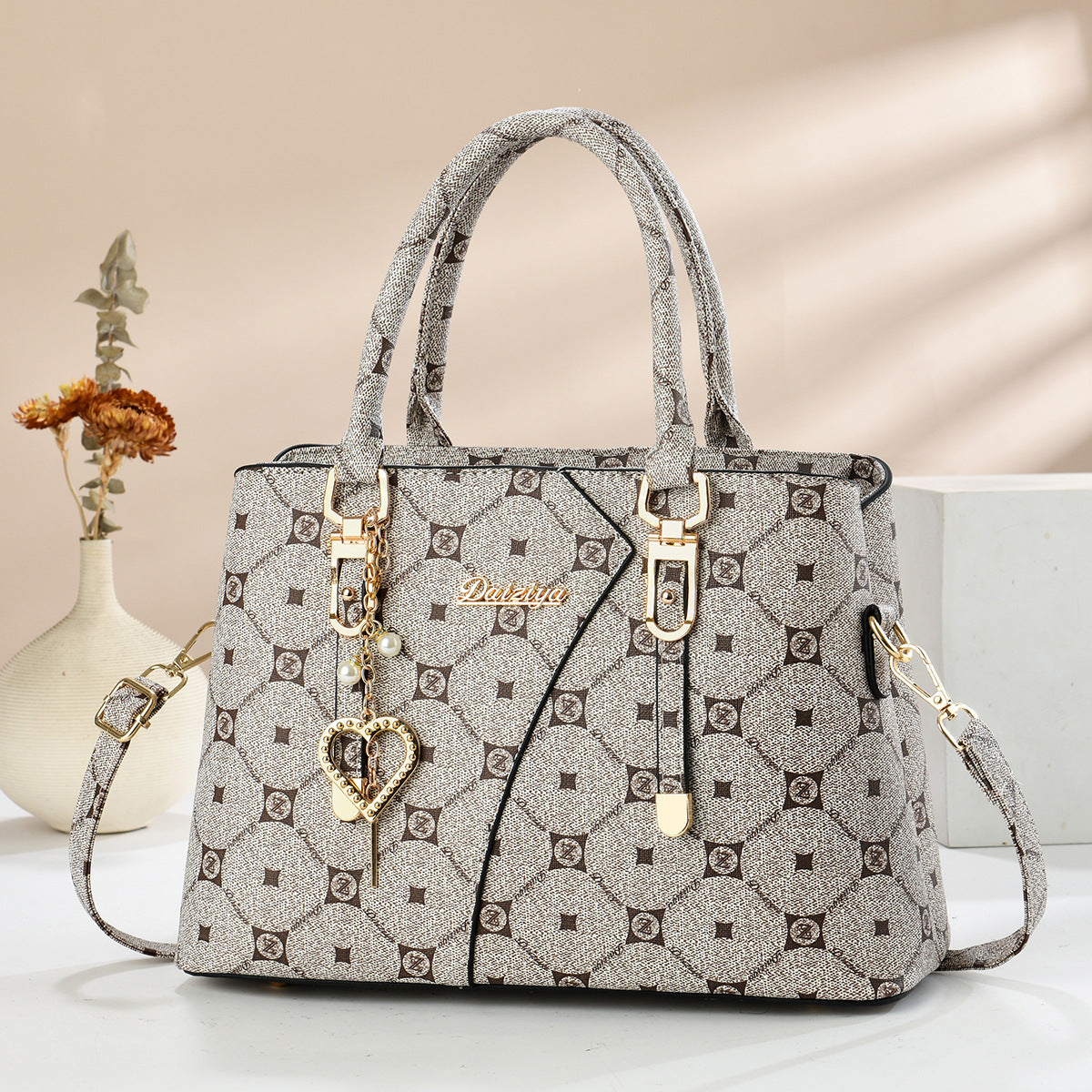 Women's Gift Mother Commuter Fashion Large Capacity Women's Handbag