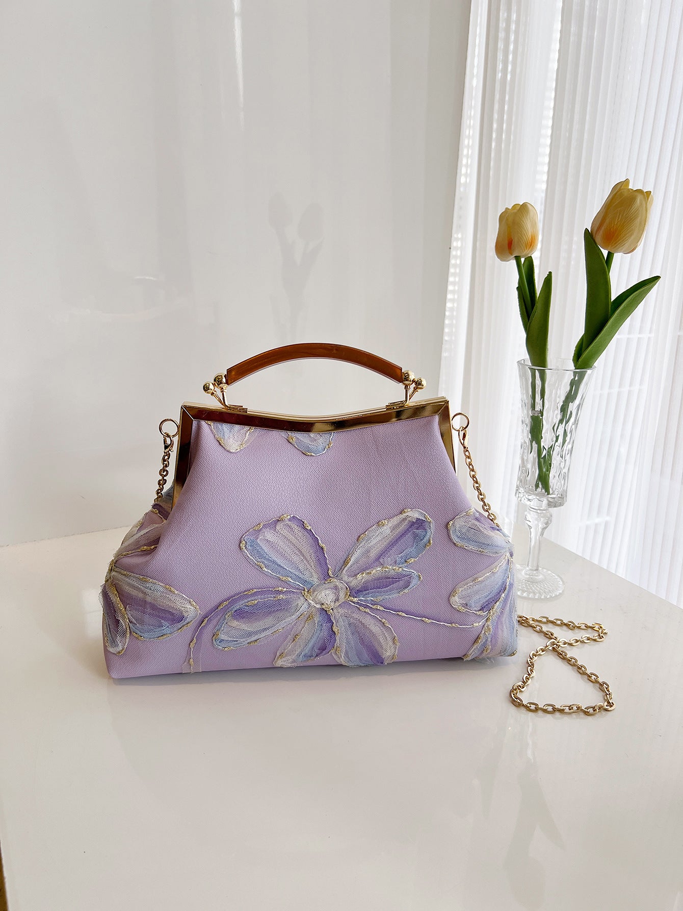 Women's Embroidered Chinese Style Retro Dinner Flower Portable Shell Coin Purses