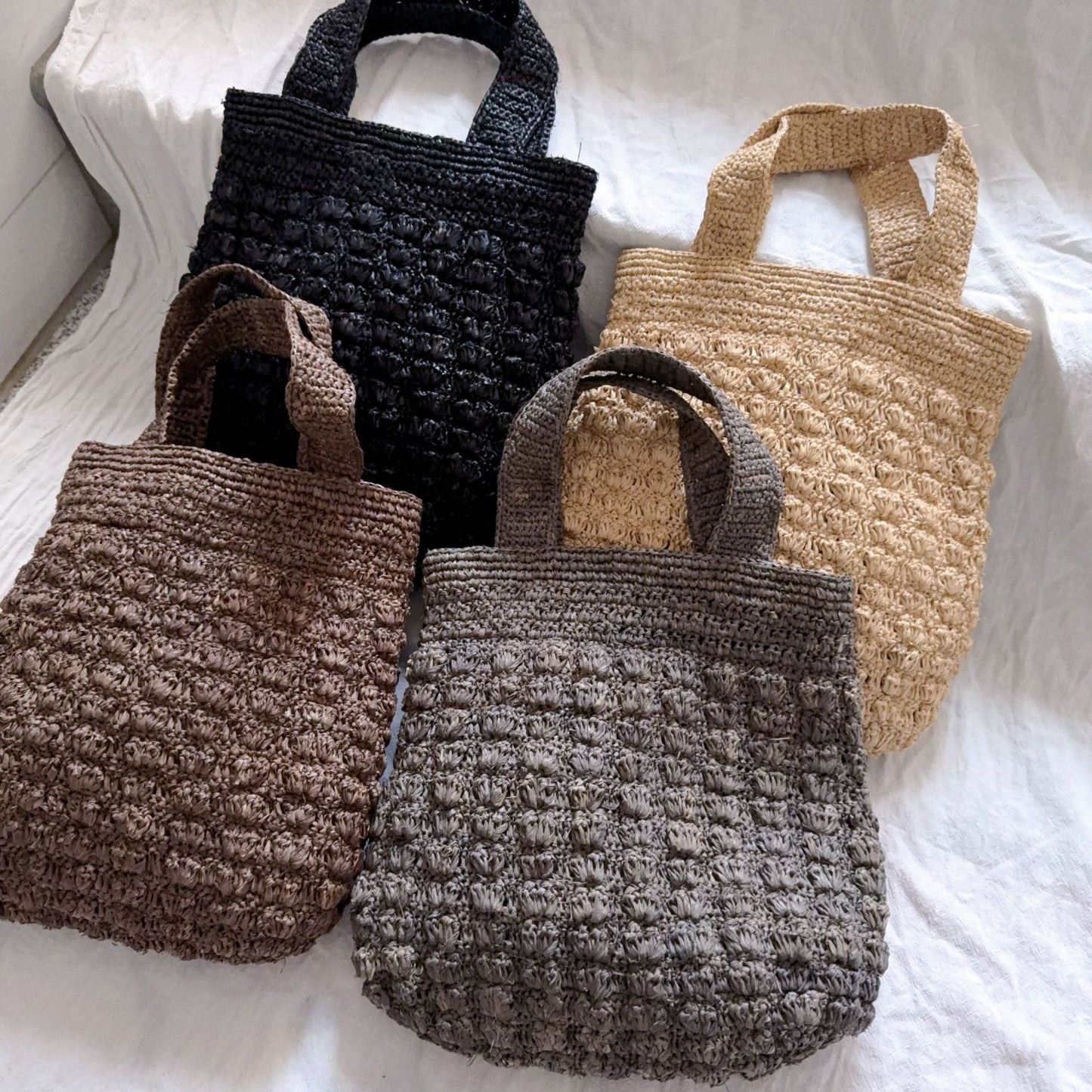 High Quality Raffia Versatile Hand-woven Niche Beach Retro Straw Woven Bags
