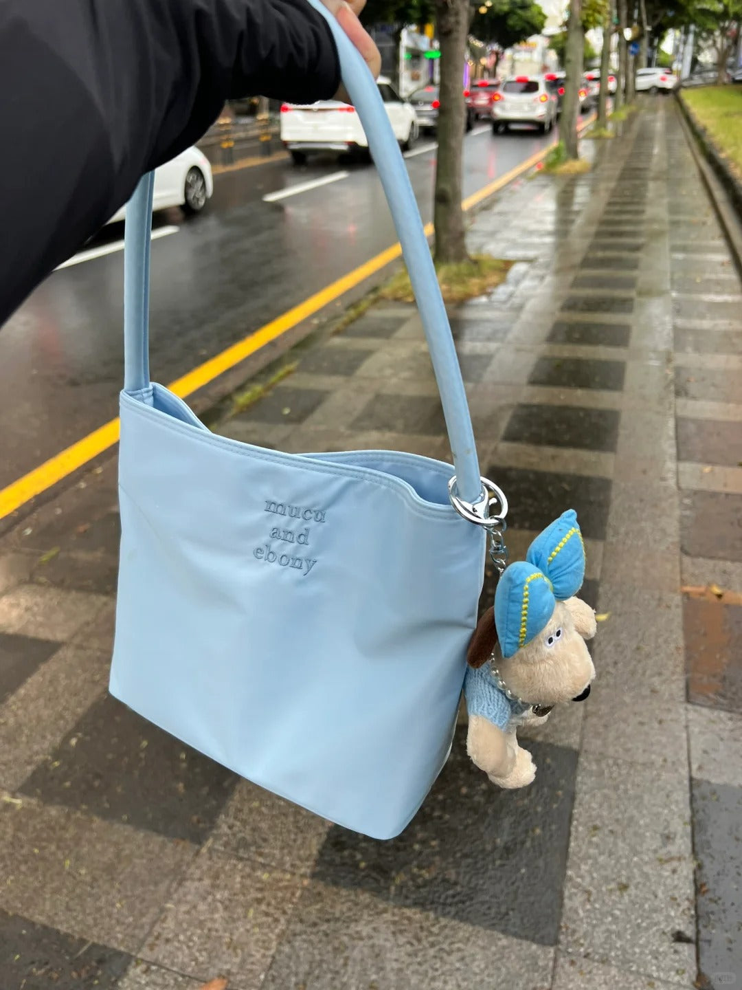 Classy Design Portable Letter Embroidered Nylon Women's Shoulder Bag