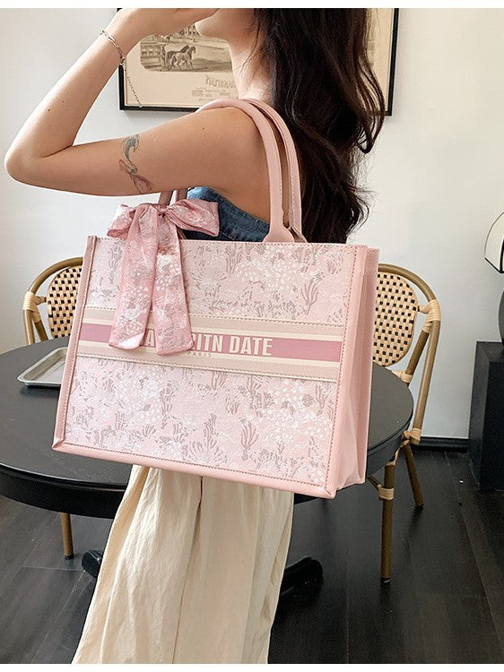 Capacity Embroidered Female Texture Niche Commuter Tote Bag