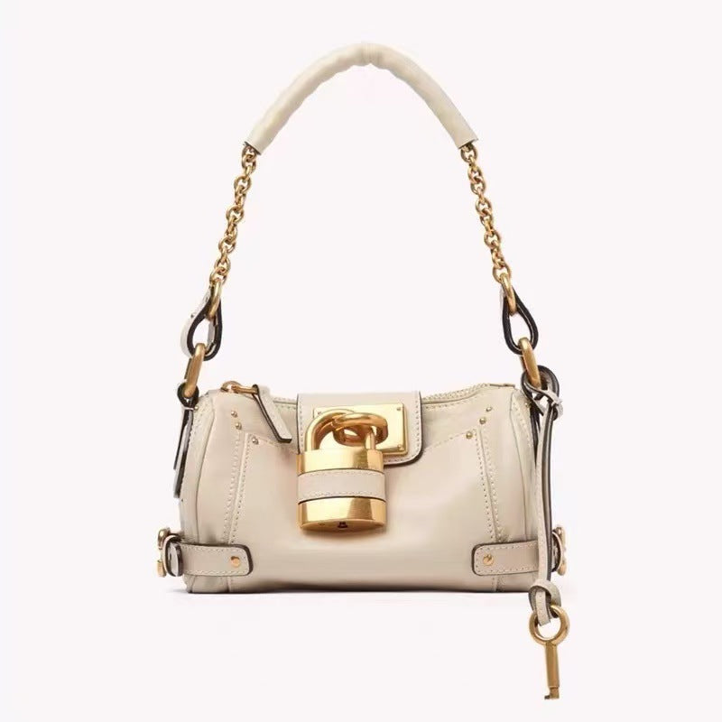 Women's Design Retro Easy Matching Large Twist High-grade Light Bags