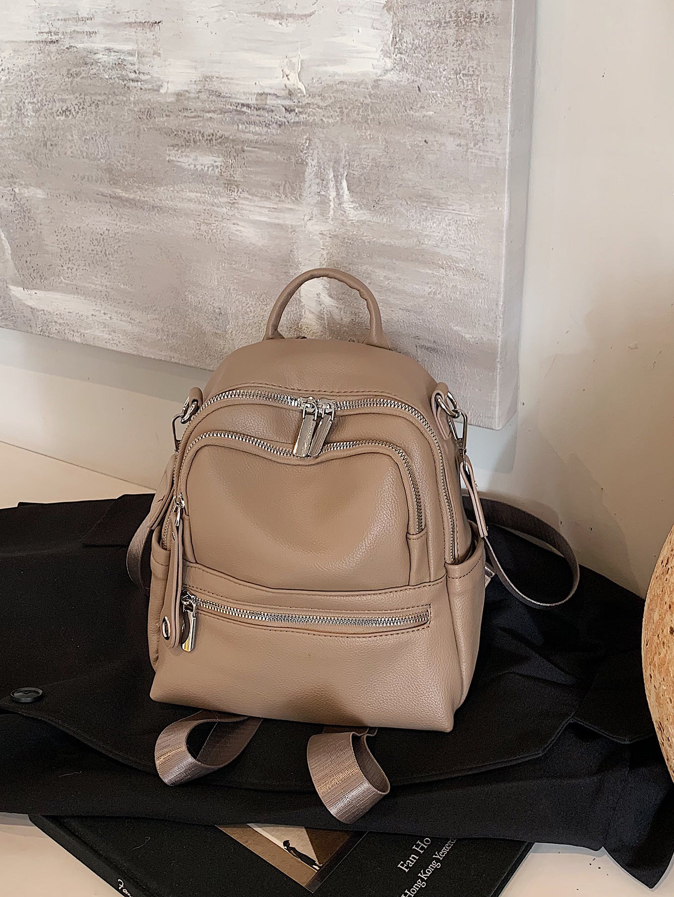 Women's Solid Color Soft Leather High-grade Fashion Trendy Lightweight Women's Backpack