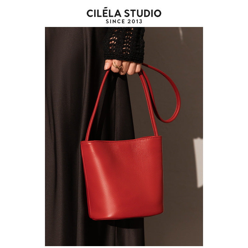 Women's First Layer Cowhide Niche Genuine Leather Bucket Bag