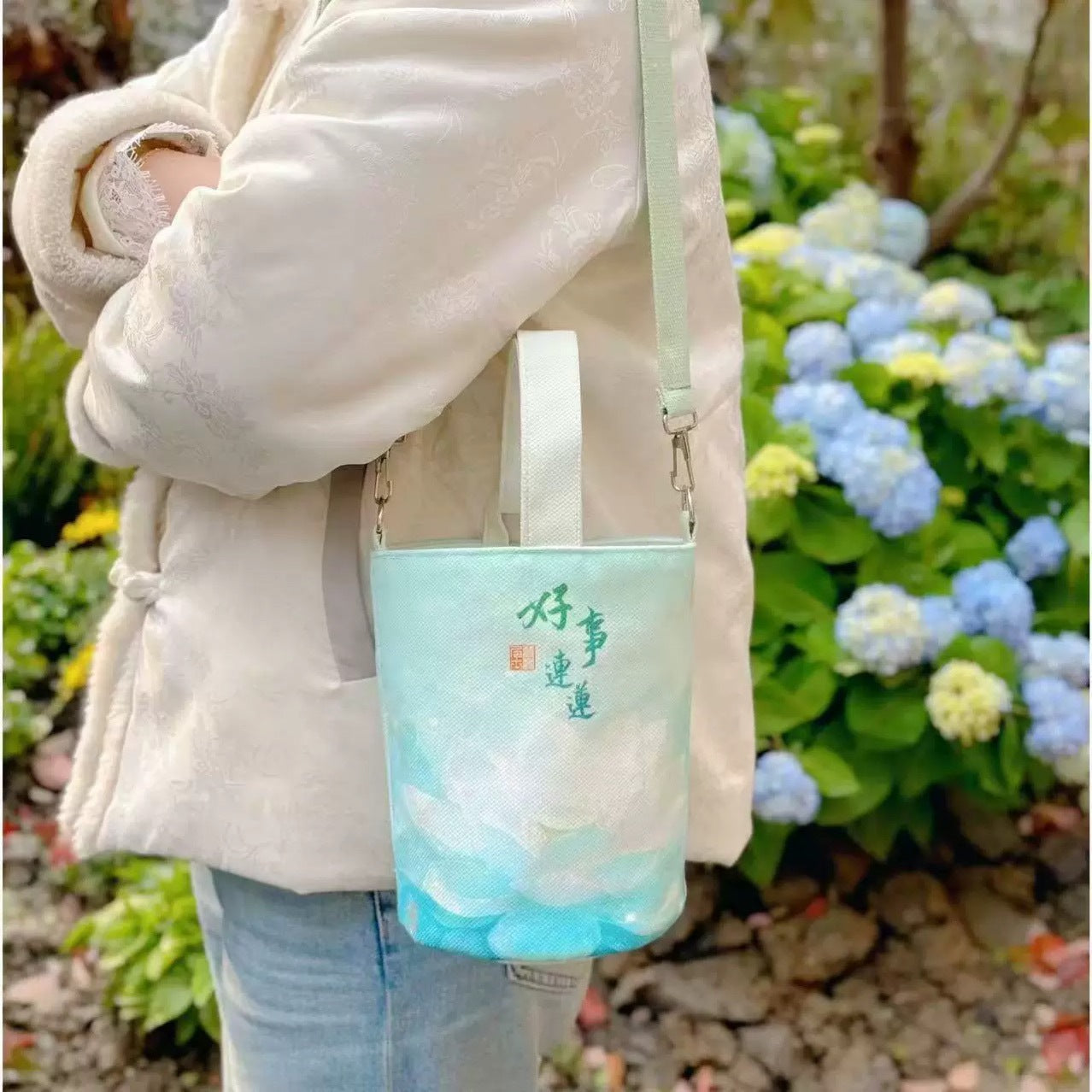 Four Luck Comes Single Canvas Scenic Spot Creative Bags