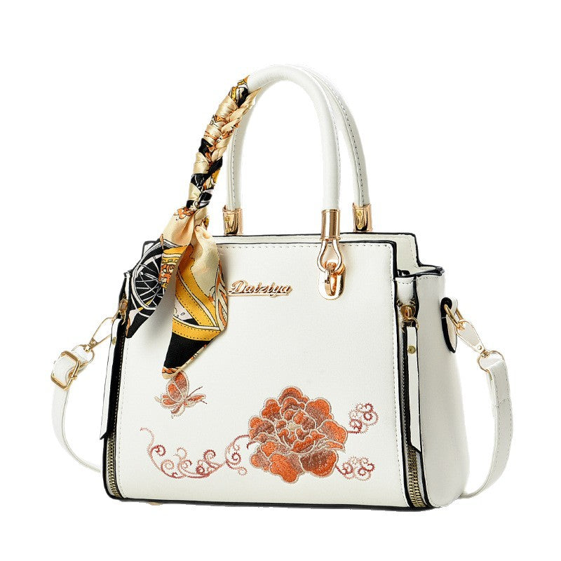 Women's Gift High Sense Chinese Style Embroidery To Women's Handbag