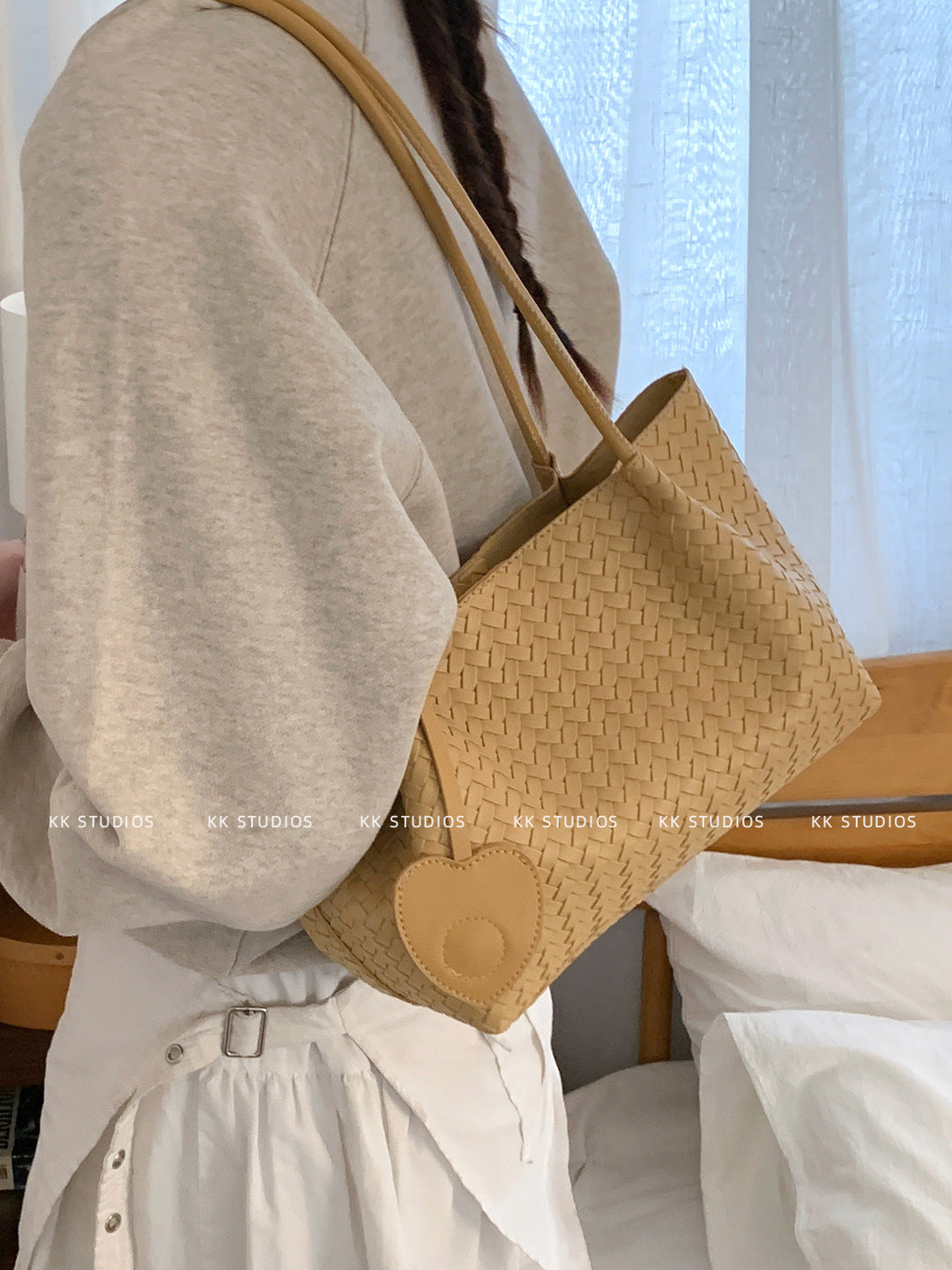 Women's Korean Style High-grade Large Capacity Underarm Woven Portable Tote Bag