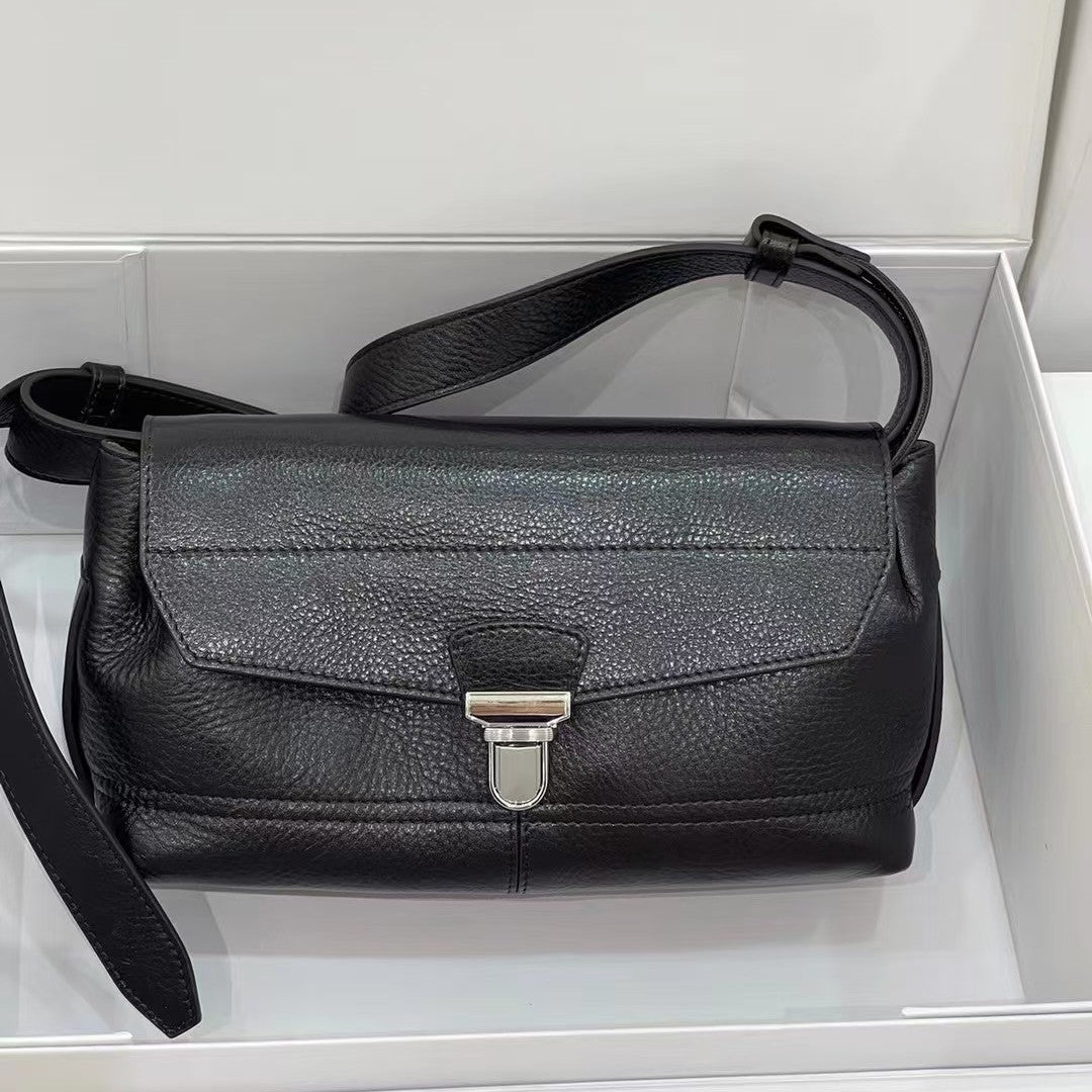 Tanned Leather Motorcycle Large Capacity Vintage Bags