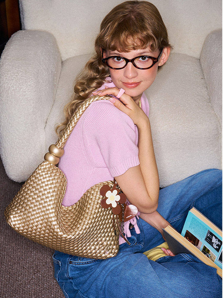 Women's Handmade Woven Vegetable Basket Beach Vacation Women's Shoulder Bag