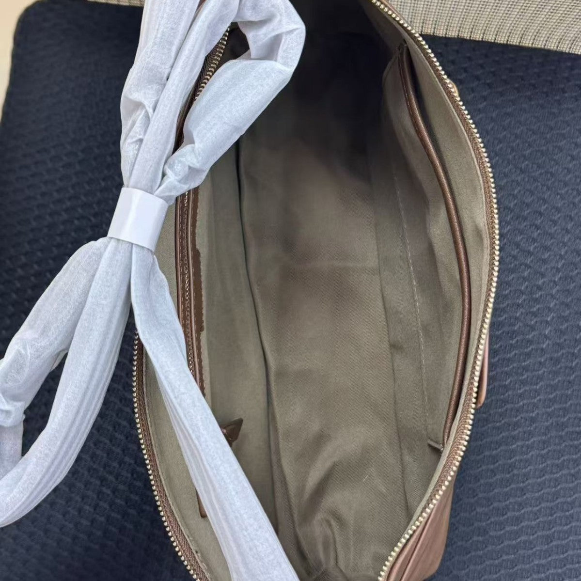 Vegetable Tanned Sheepskin Tracking Soft Pillow Commuter Tote Bag