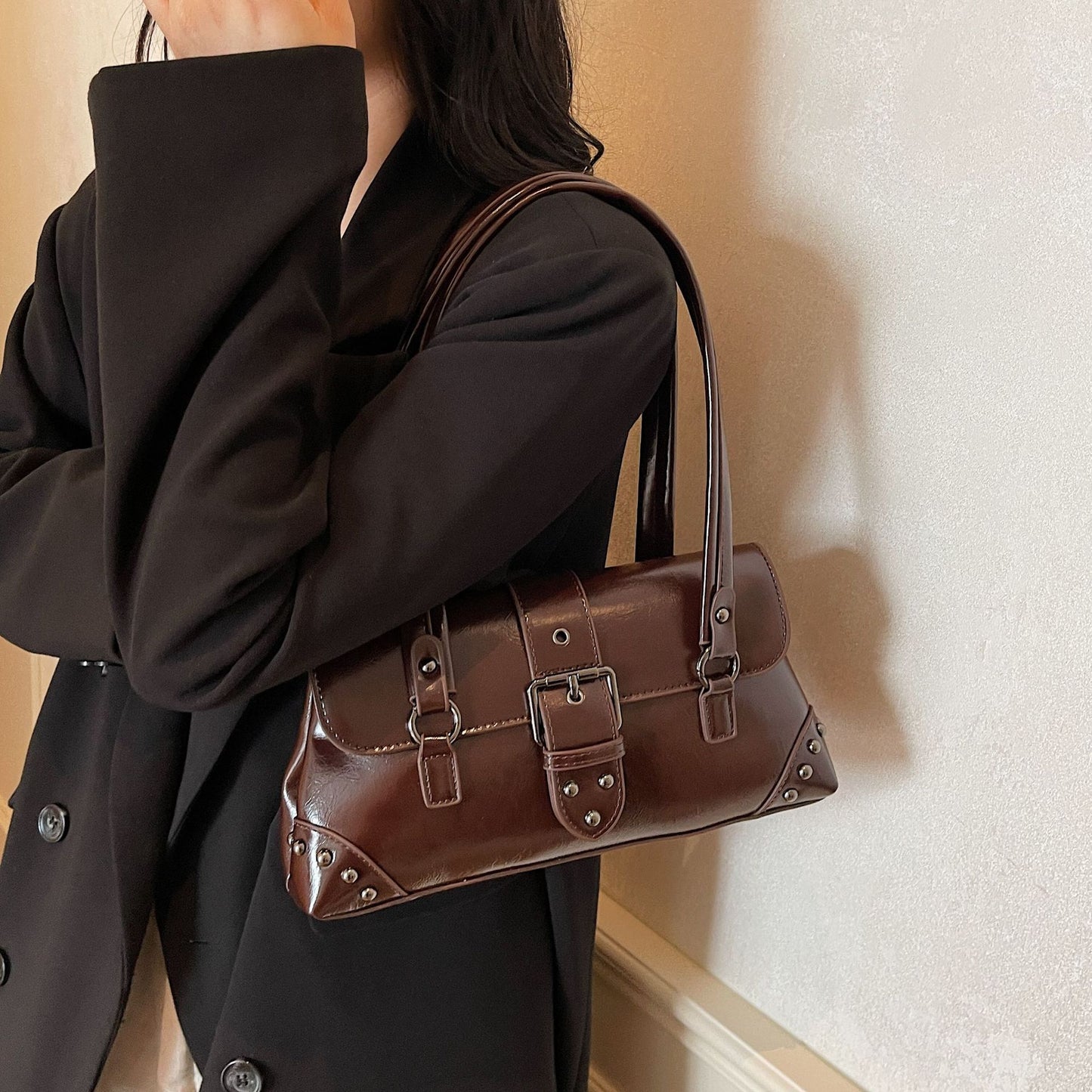 Women's High-grade Trendy Fashion Joker Rivet Motorcycle Retro Affordable Luxury Underarm Bag