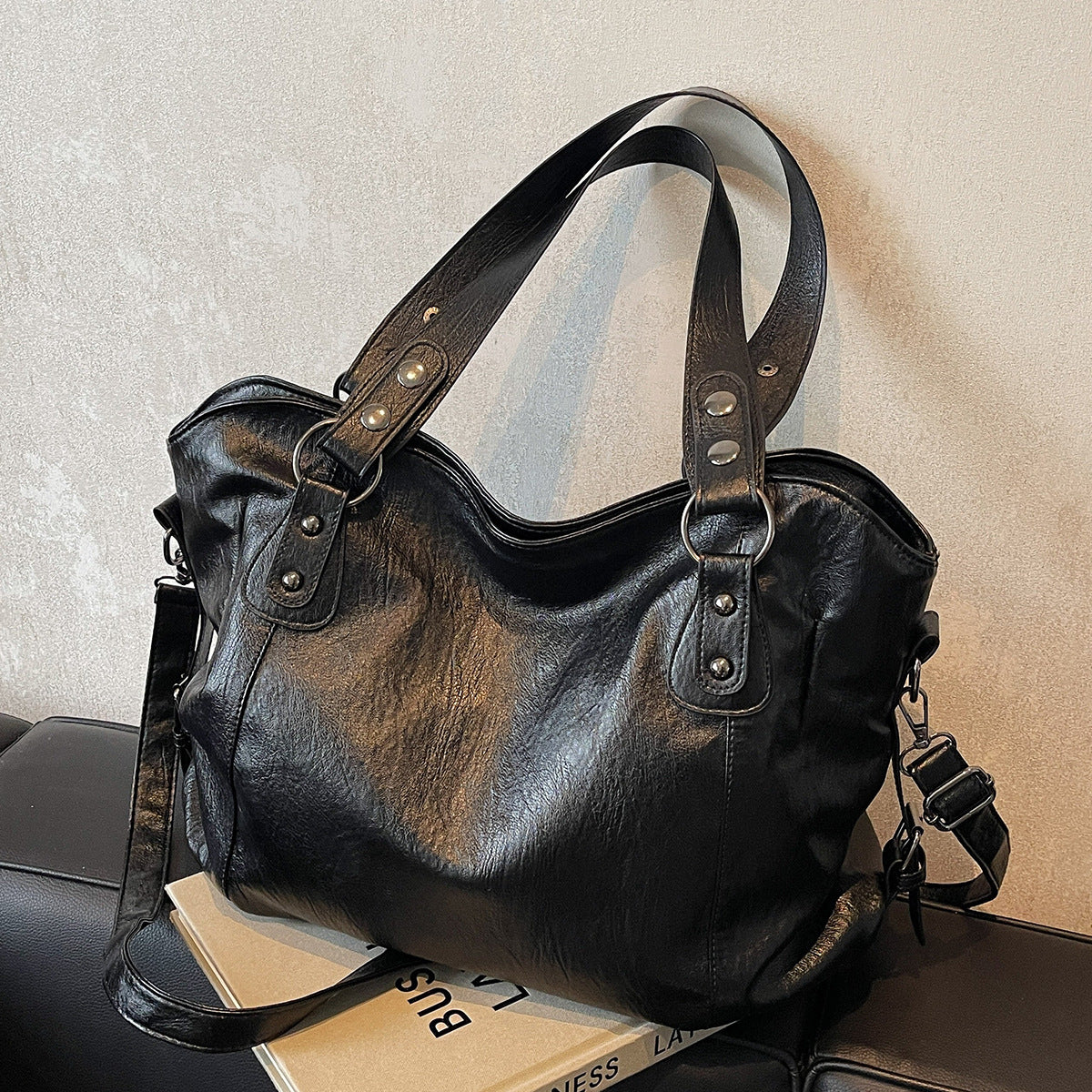 Fashion Simple Solid Color Everyday Joker Large Capacity Retro Tote Bag