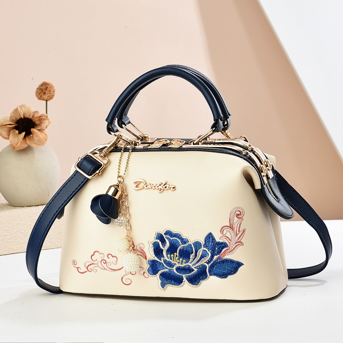 Women's Fashionable Embroidered High-grade Large Capacity Gift Bags