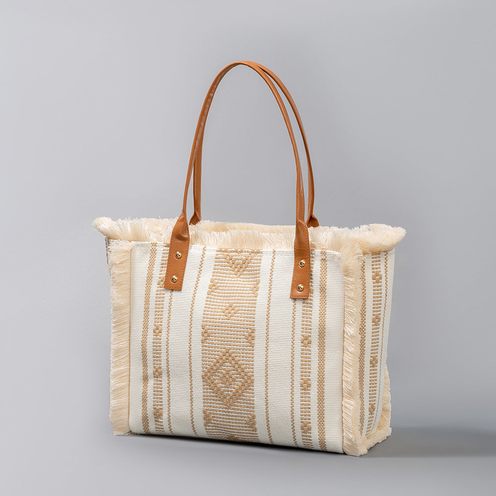 Canvas Large Capacity Female Tassel Seaside Holiday Women's Shoulder Bag