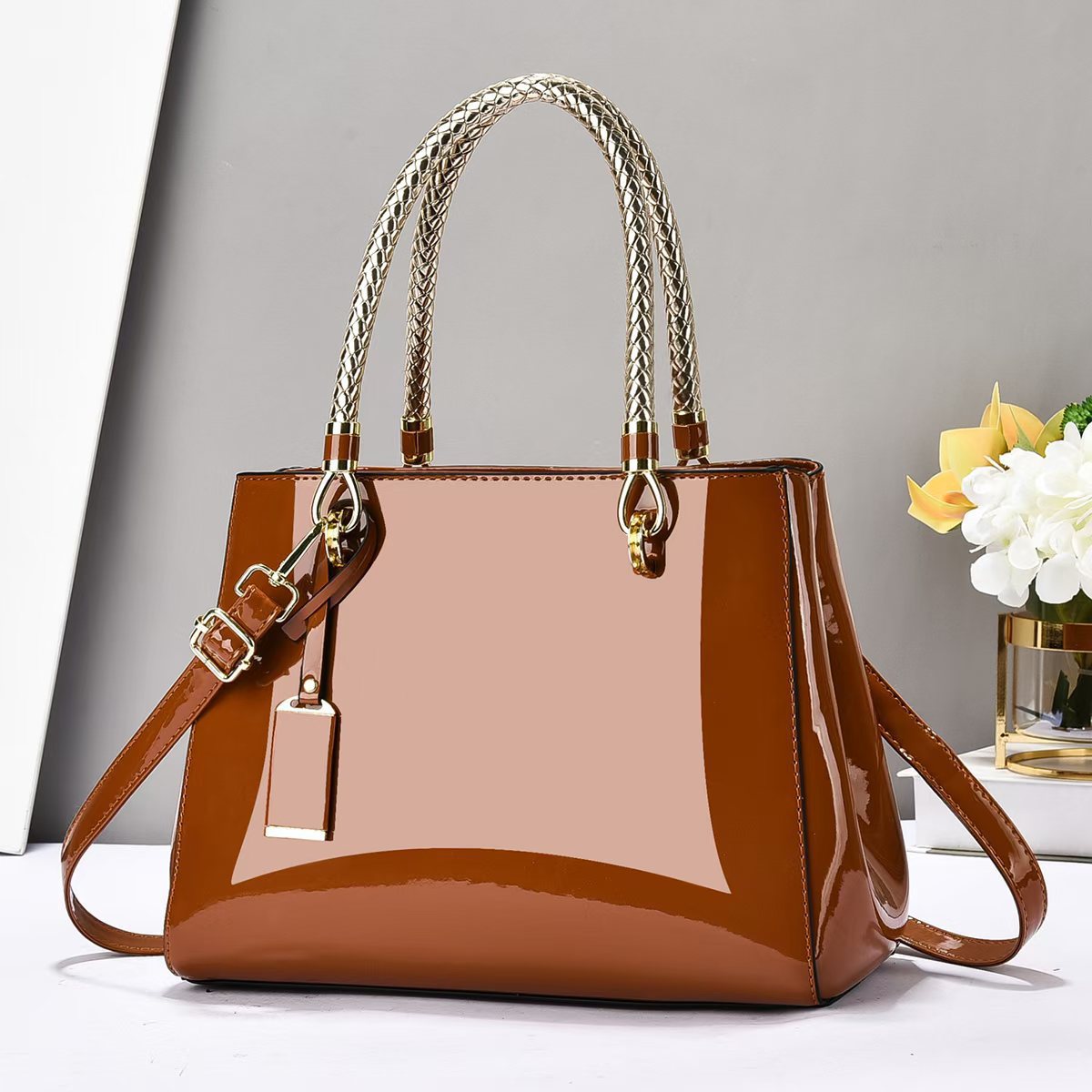 Women's Trendy Fashion Patent Leather Large Capacity Simple Bags