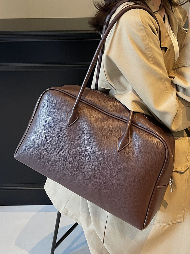 Women's Retro Simple Large Capacity Solid Color Underarm Commute Women's Shoulder Bag