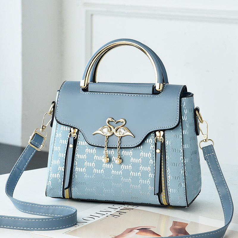 Women's Affordable Luxury Fashion Textured Mori Style Women's Shoulder Bag