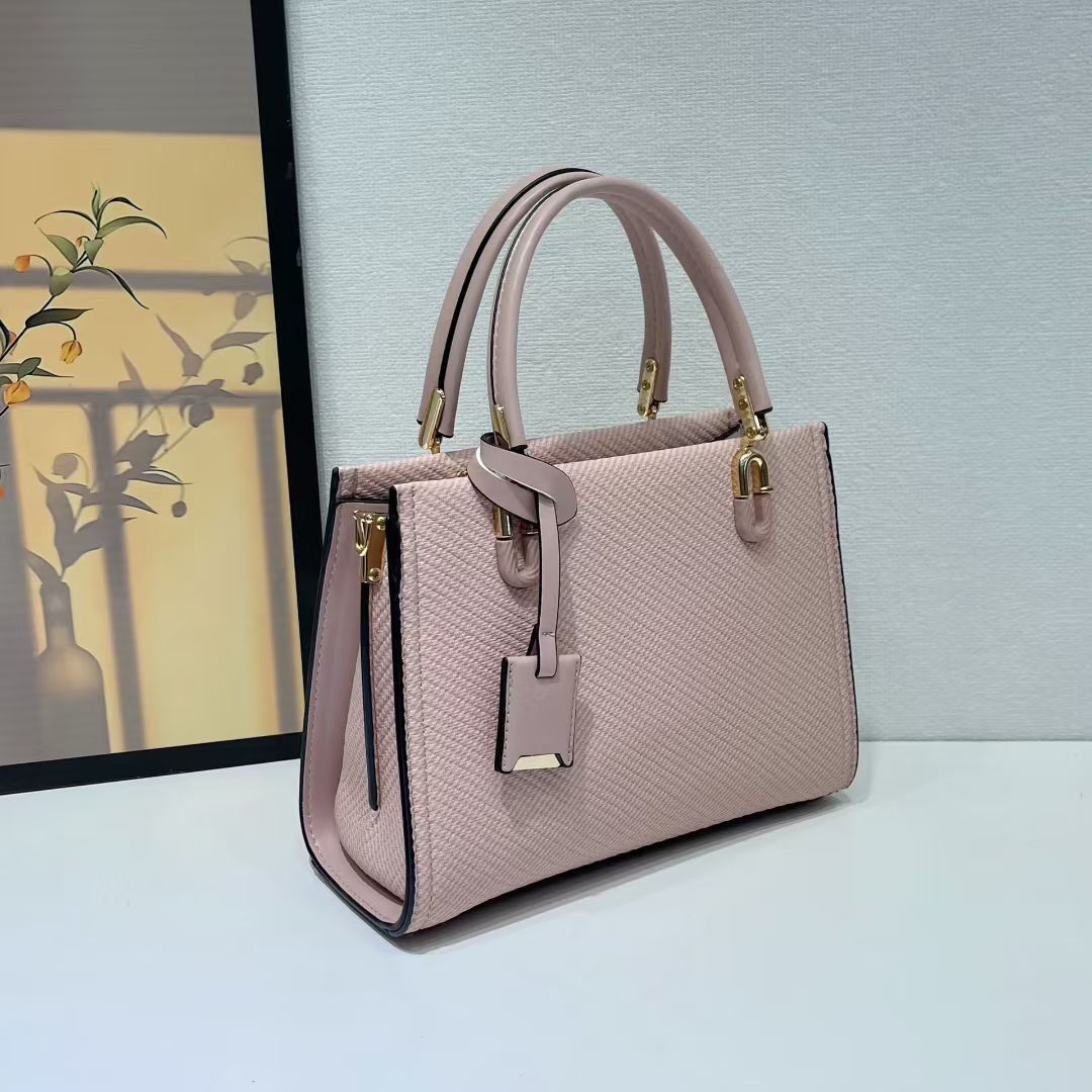 Women's Ornaments Commuter Urban Simple Large Capacity Women's Handbag