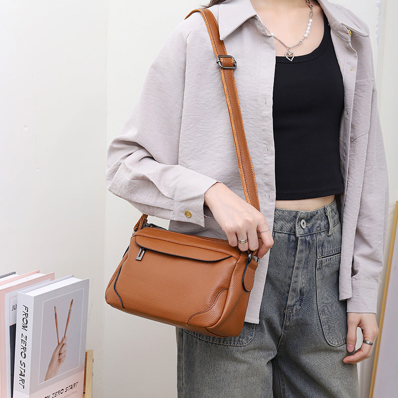 Women's Niche Lightweight Mobile First Layer Cowhide Leather Men's Bags