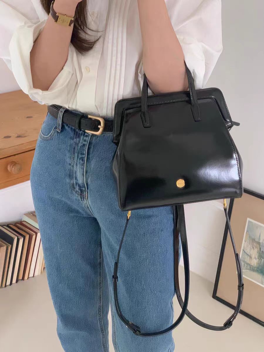 Design Korean Style Simple Retro Fashion Large Backpacks