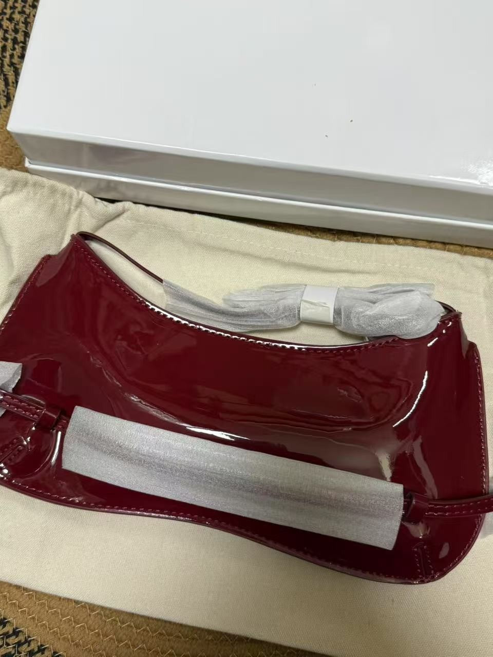 Women's Correct Letter Patent Leather Baguette Premium Underarm Bag