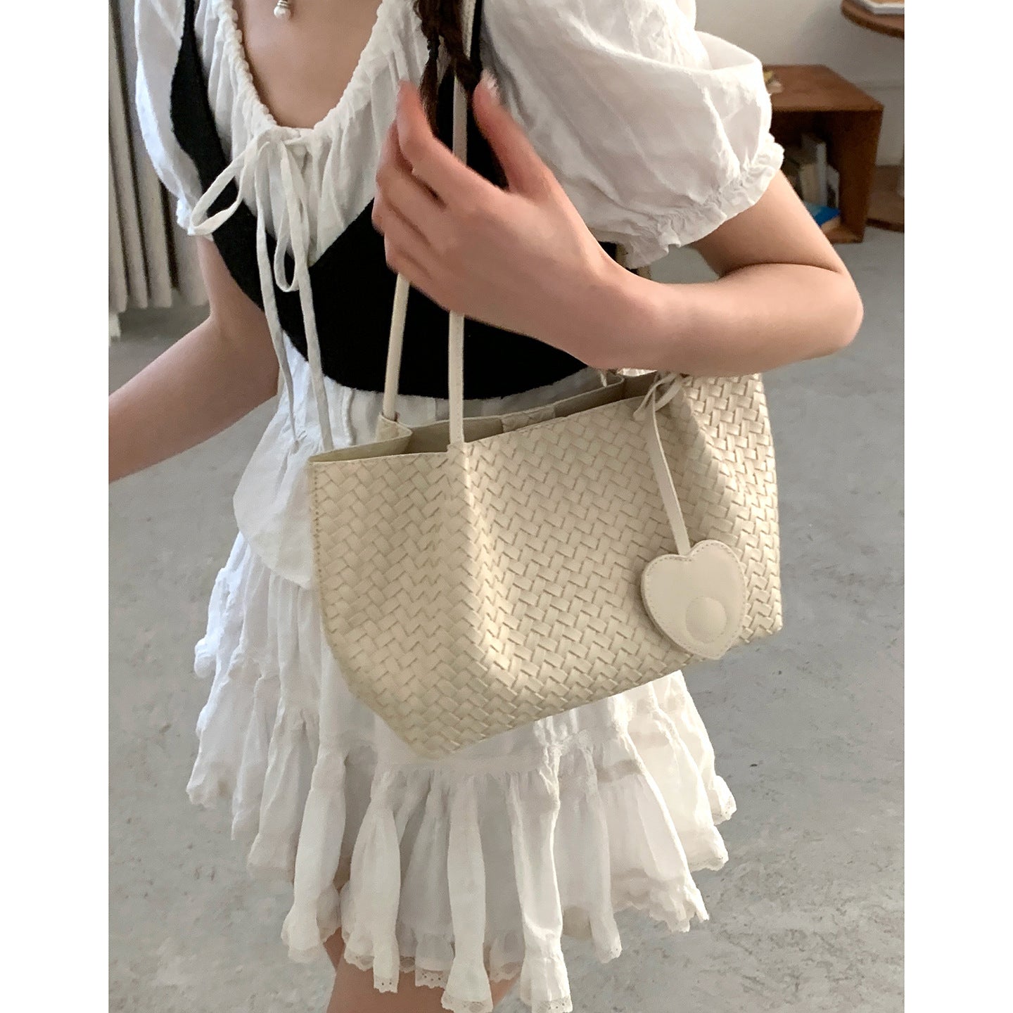 Women's Korean Style High-grade Large Capacity Underarm Woven Portable Tote Bag