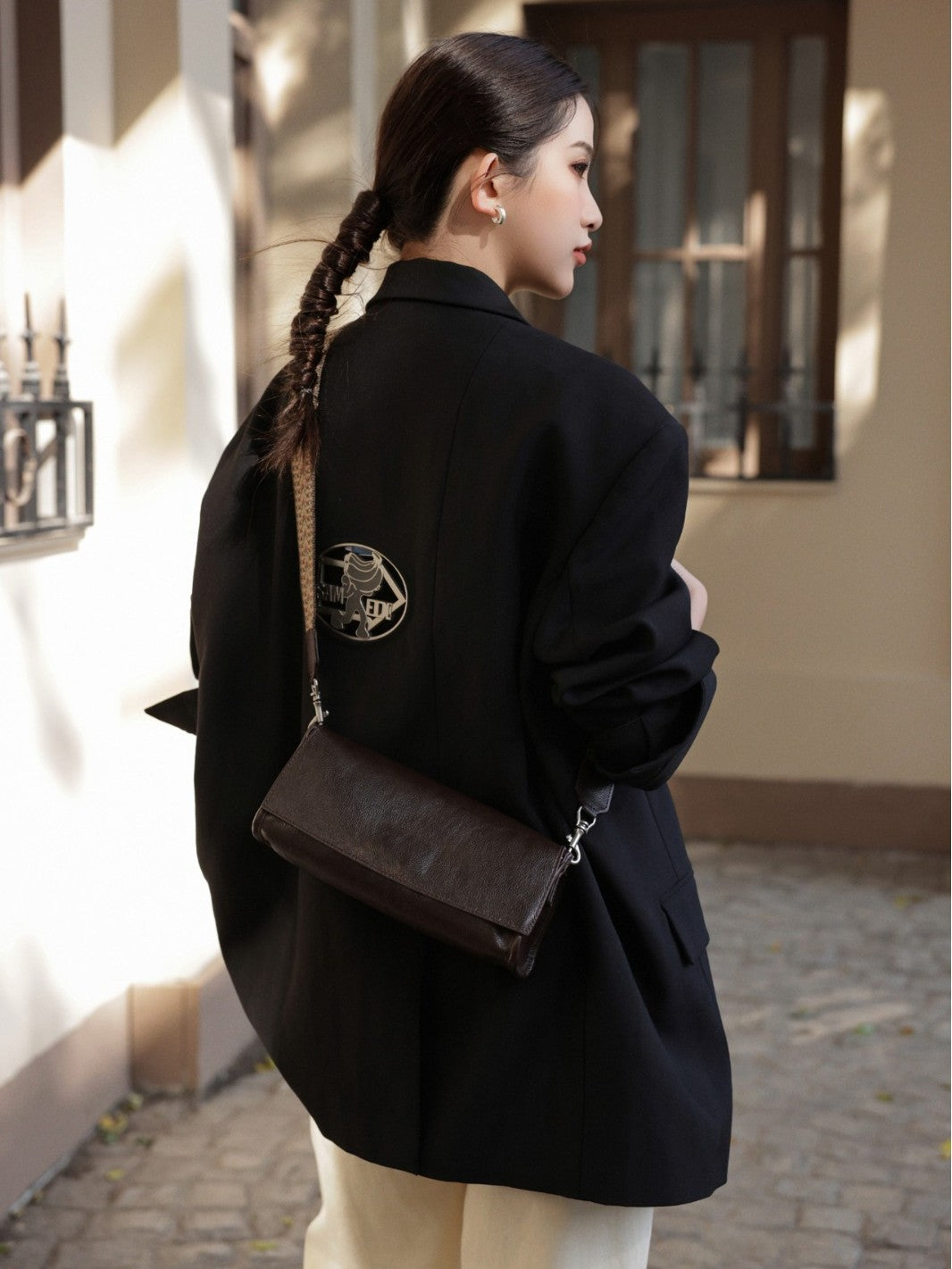 Women's Genuine Leather High-grade Baguette Design Light Underarm Bag