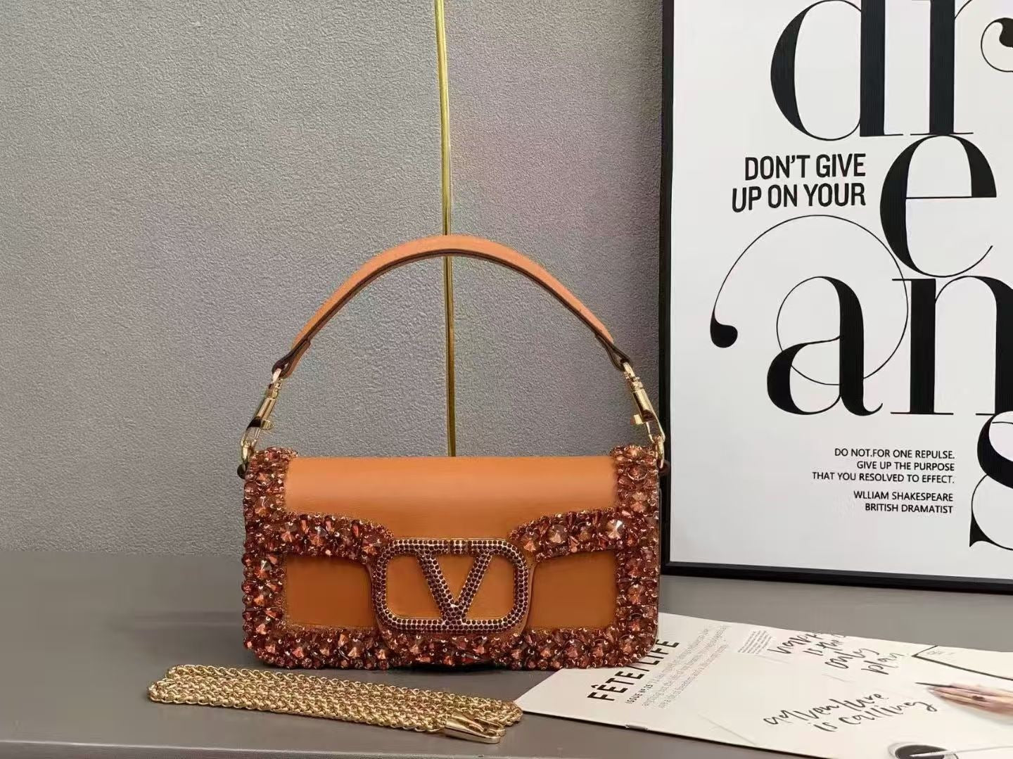 Women's Retro Sequin Drill Chain Fashion Genuine Women's Messenger Bag