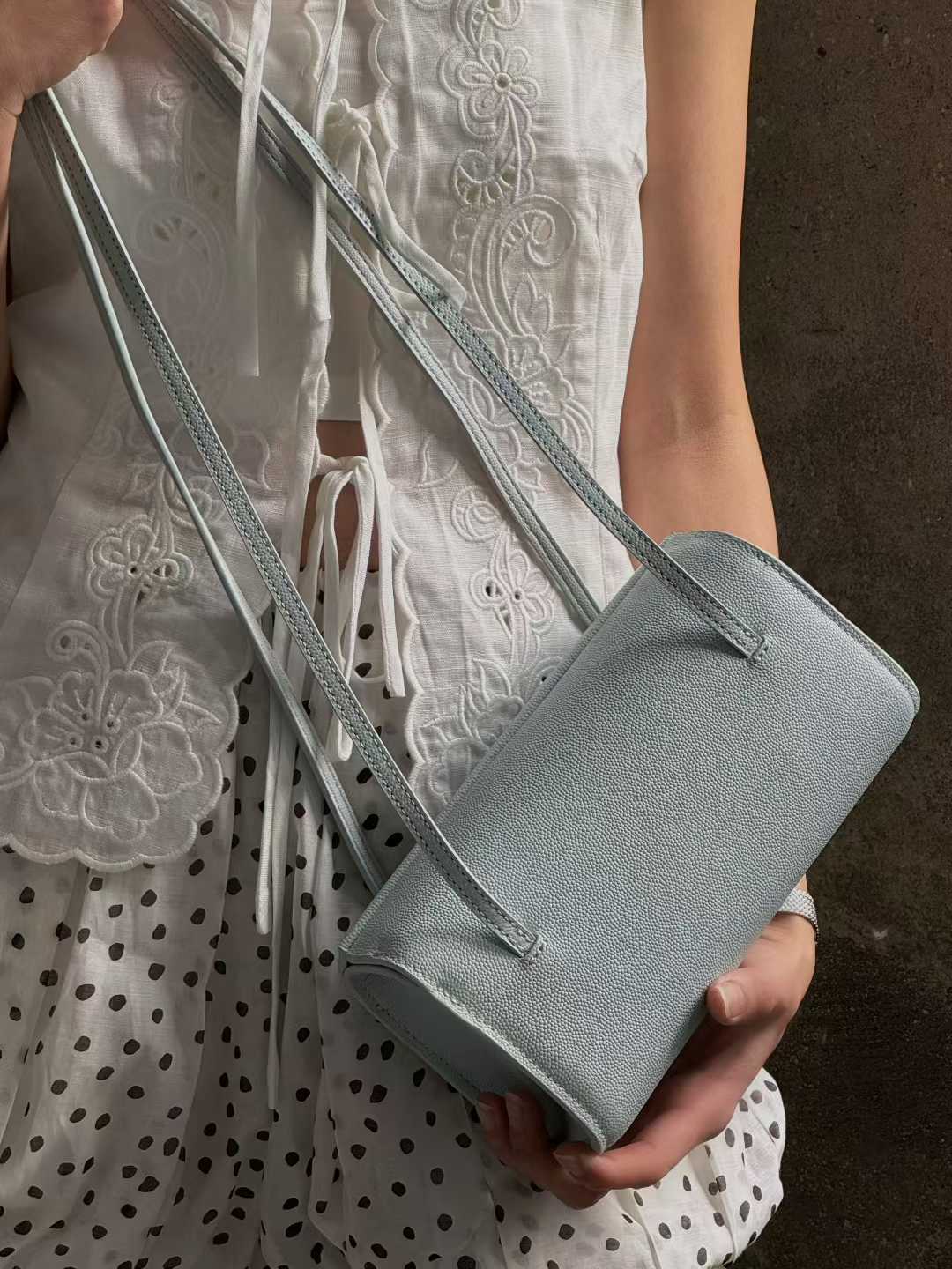 Design Solid Color First Layer Cowhide Box Caviar Women's Shoulder Bag