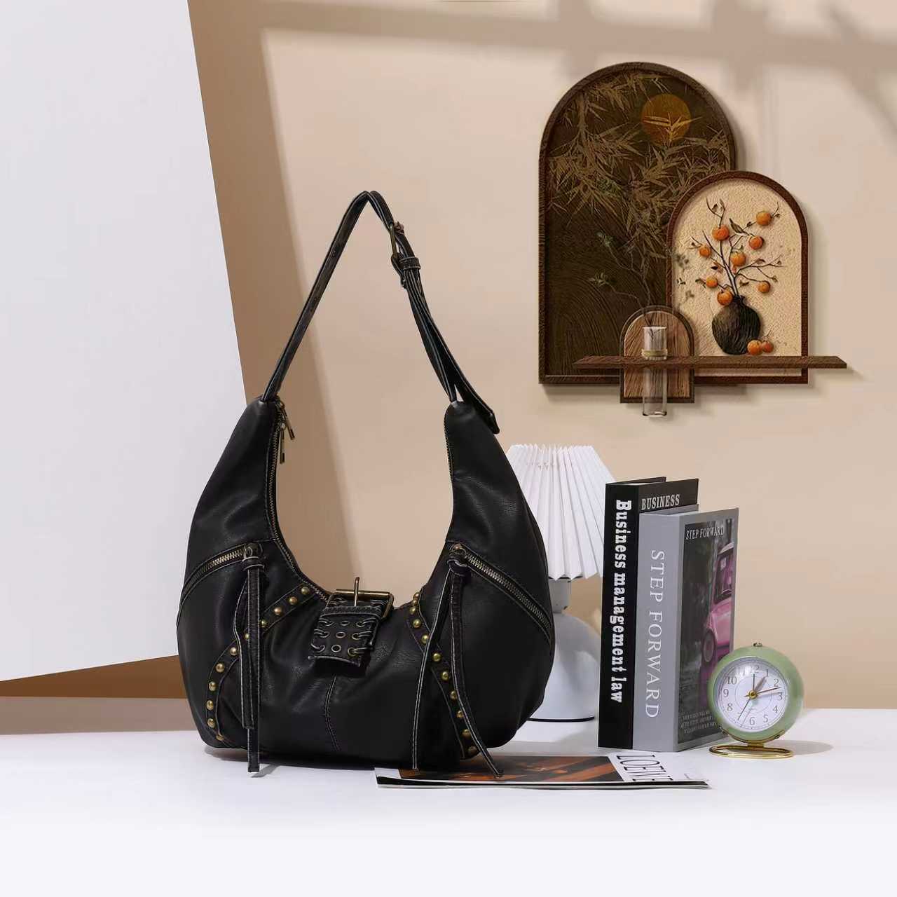 Comfortable Minority Fashion Retro Commuter Dumpling Shoulder Bags