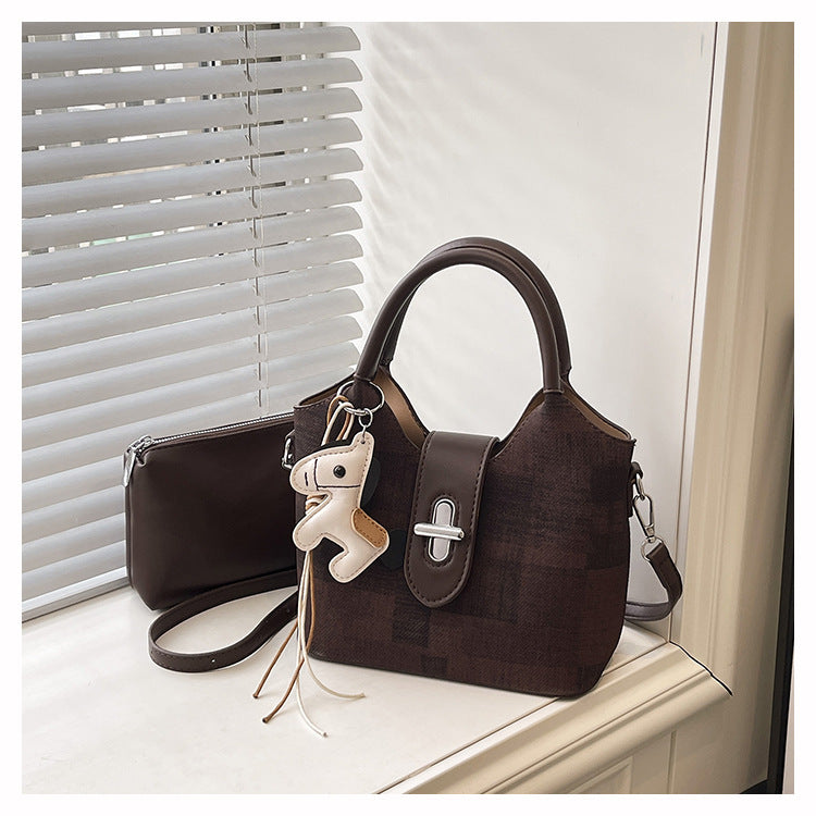 Women's Large Capacity Portable Vegetable Basket Fashion Bucket Bag