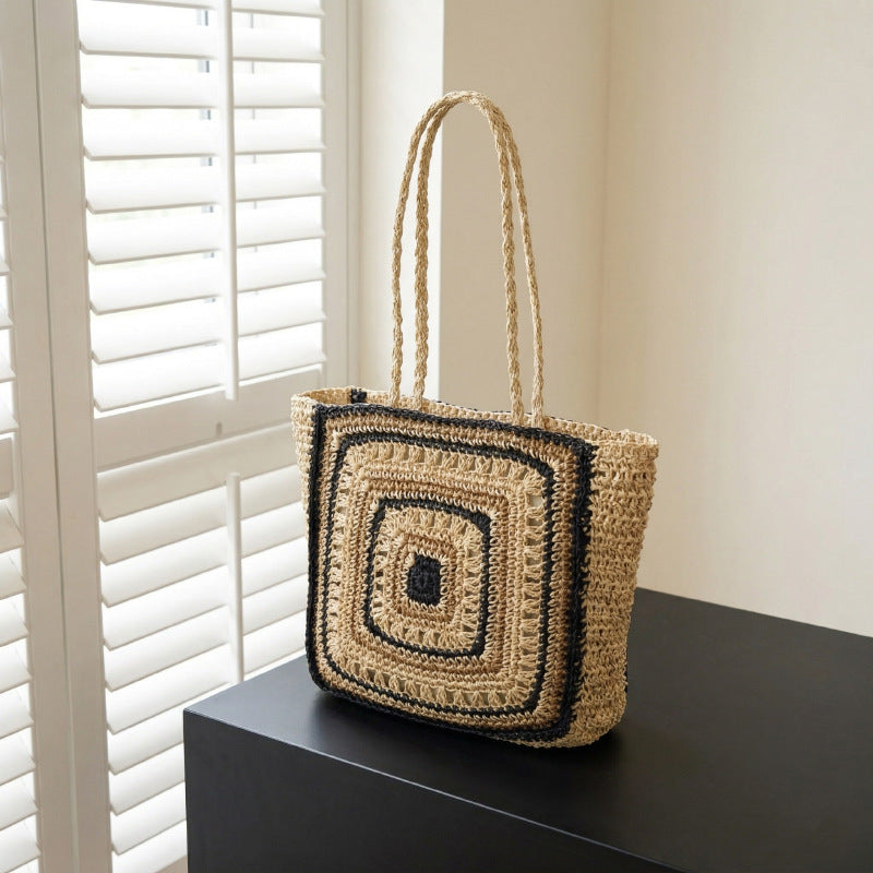 Women's Beach Vacation Super Popular Hand-woven Large Capacity Bags