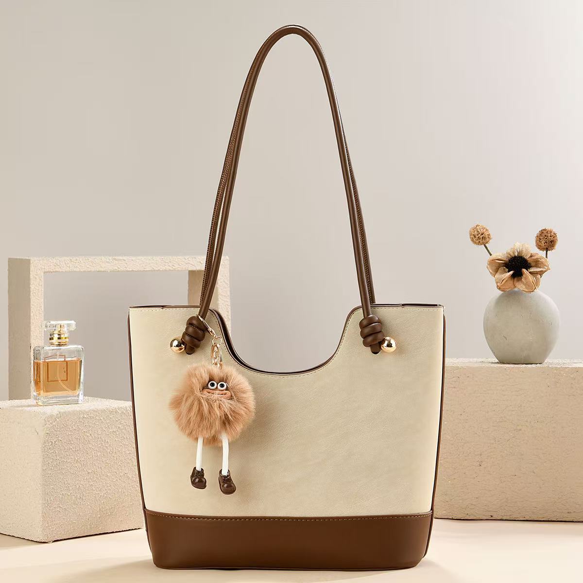 Doll Ornaments Stitching Fashion Versatile Retro Tote Bag