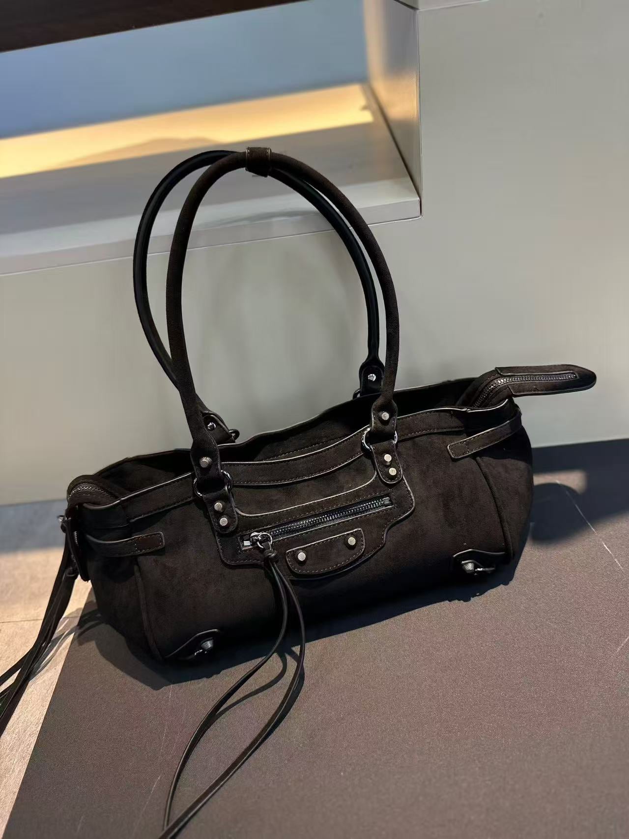 Women's Contrast Color Retro Cowhide Frosted Large Capacity Suede Motorcycle Women's Shoulder Bag