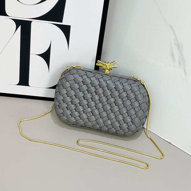 Women's Hand-woven Metal Chain Light Luxury Banquet Women's Shoulder Bag