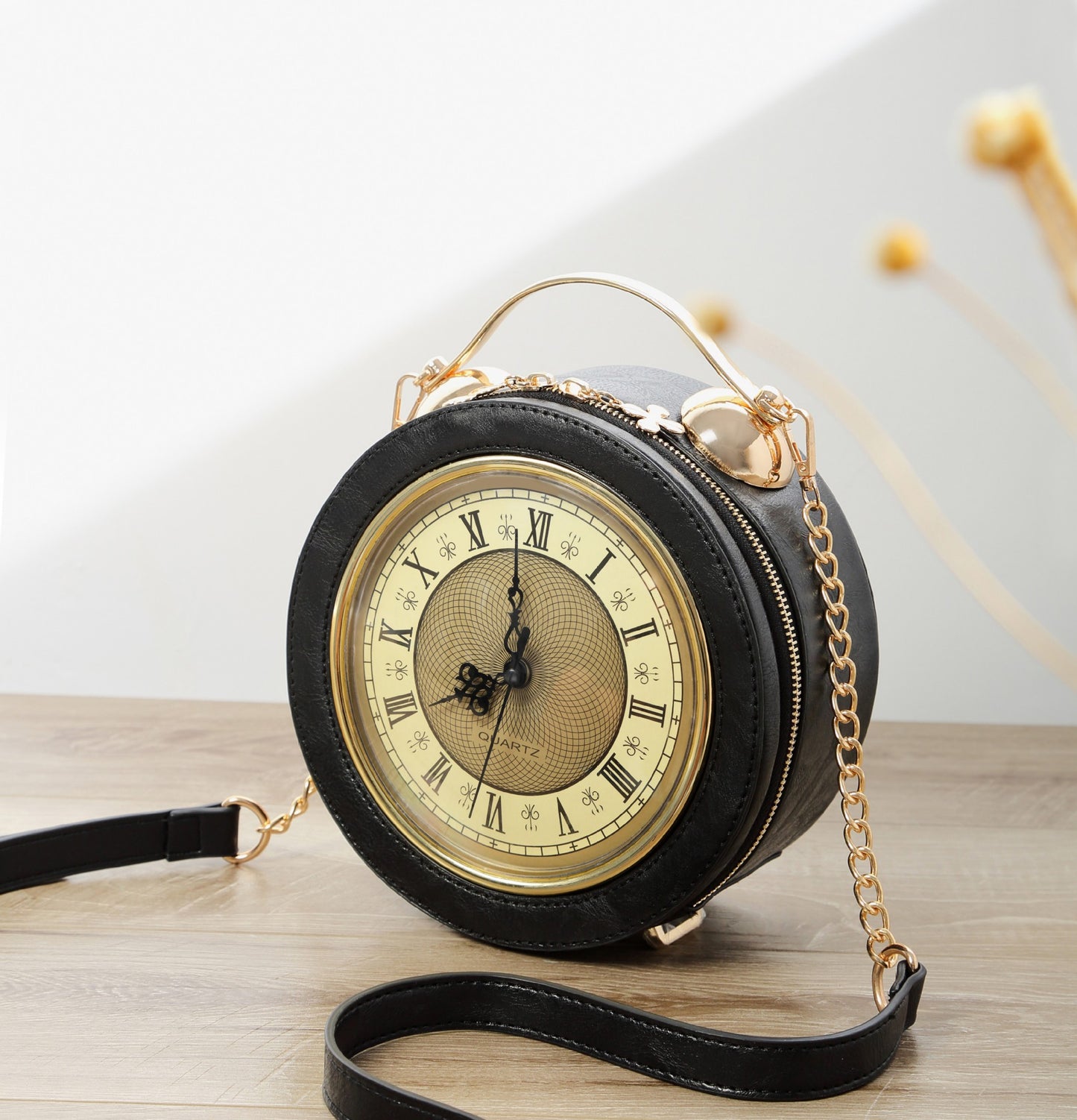 Personalized Creative Retro Antique Clock Round Women's Shoulder Bag
