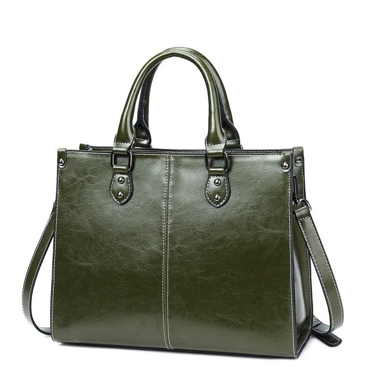 Women's Portable Large Capacity Retro French Commuter Women's Handbag