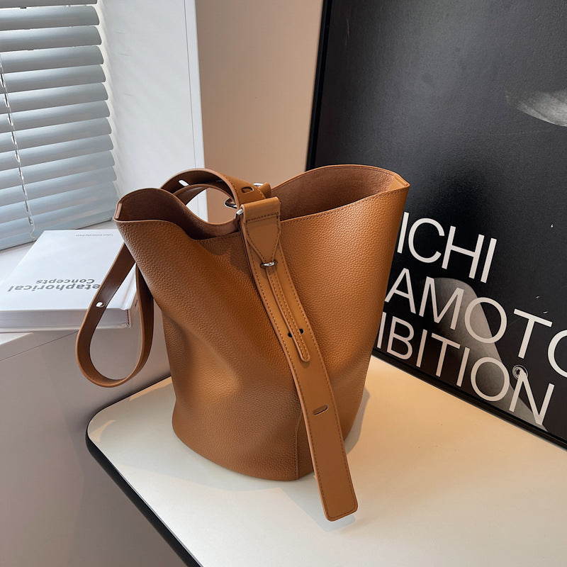Women's Large Capacity Fashion Minority Design Bucket Bag