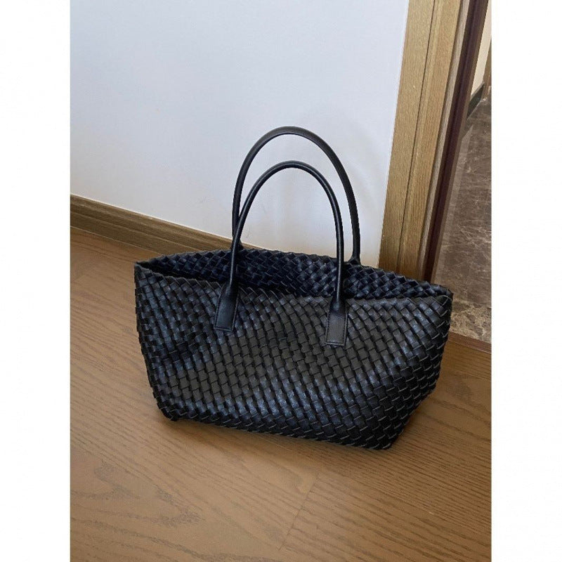 Women's Large Capacity Hand-woven Woven Simple Commute Women's Messenger Bag