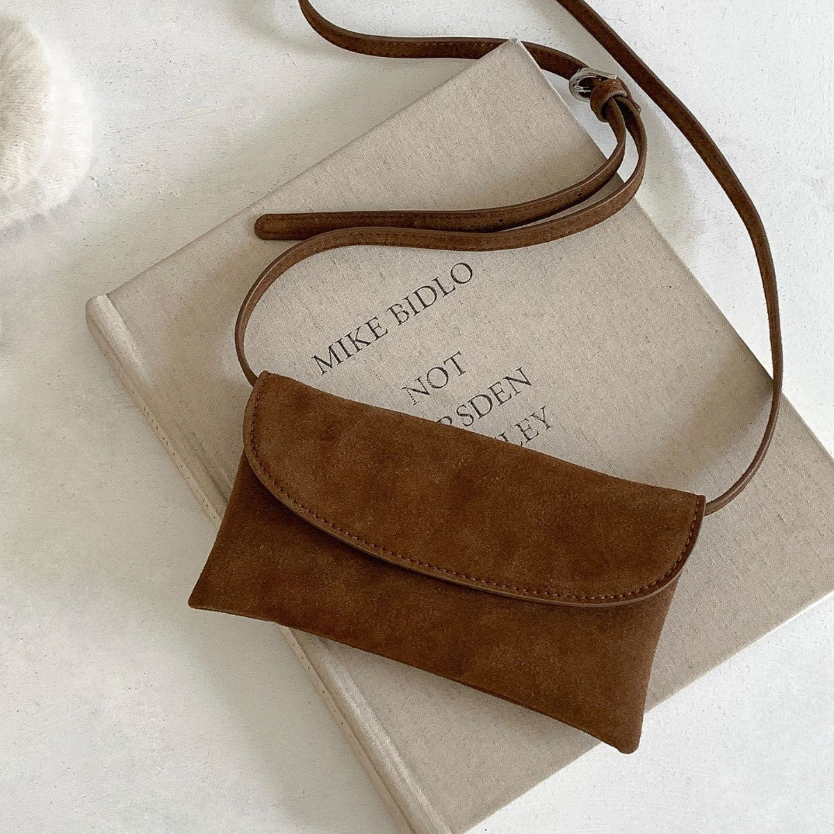 Women's Single Flip Magnetic Snap Suede Minority Simple Bags