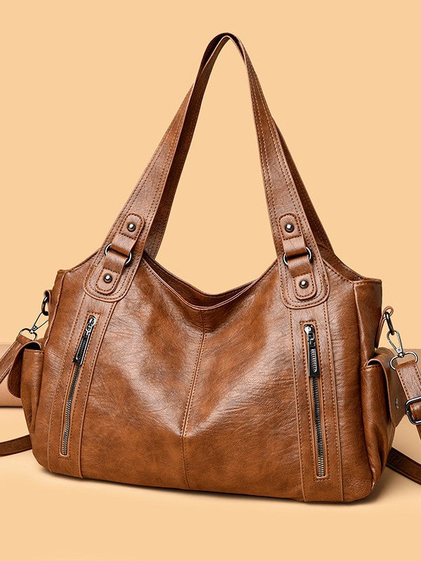 Women's High Quality Retro Rivet Large Capacity Commuter Handbags