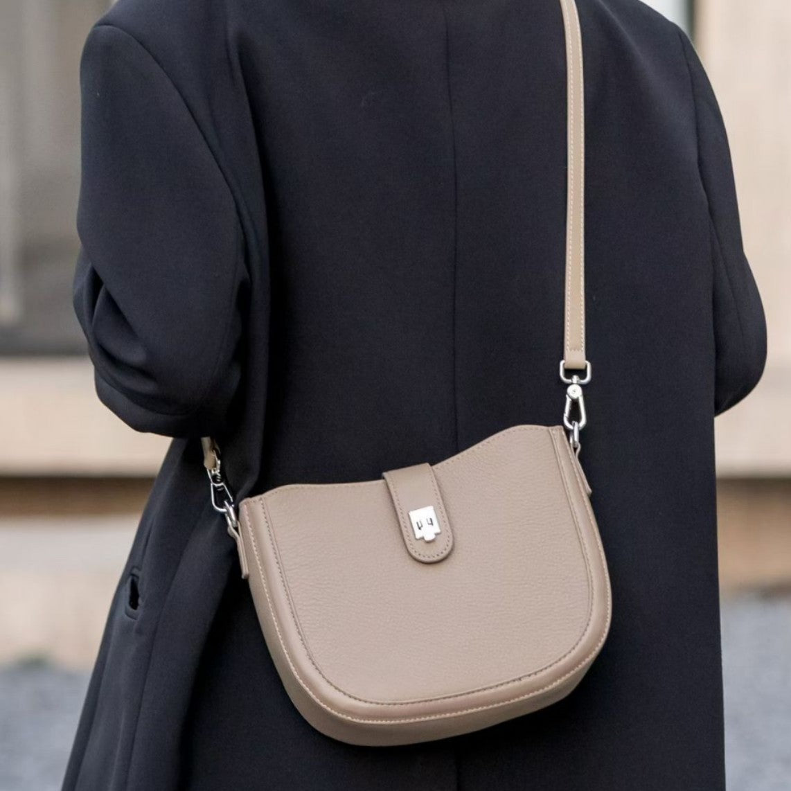 Women's Russian First Layer Cowhide Natural Drop Leather Spring Bags
