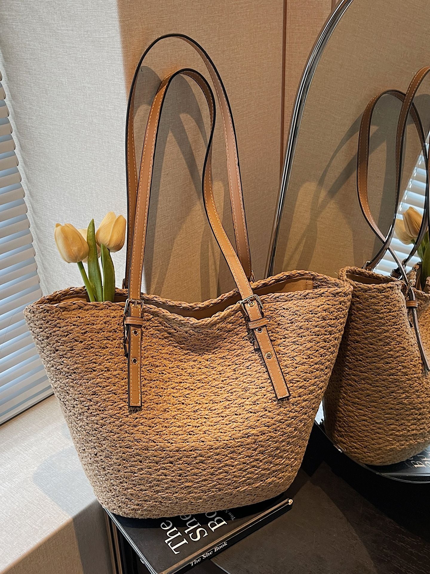 Women's Large Capacity Straw Underarm Shopping Basket Bags