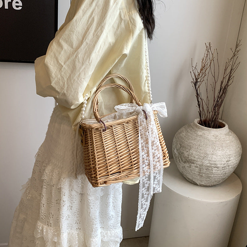 Hand-woven Rattan Weave Portable Vegetable Basket Vacation Beach Women's Shoulder Bag