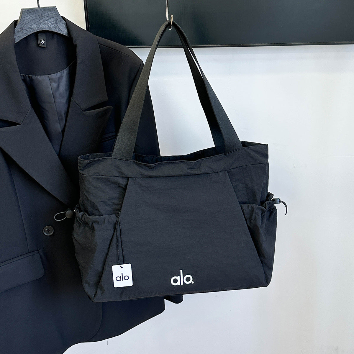 Classic Women's Retro Commuter Lightweight Popular Tote Bag
