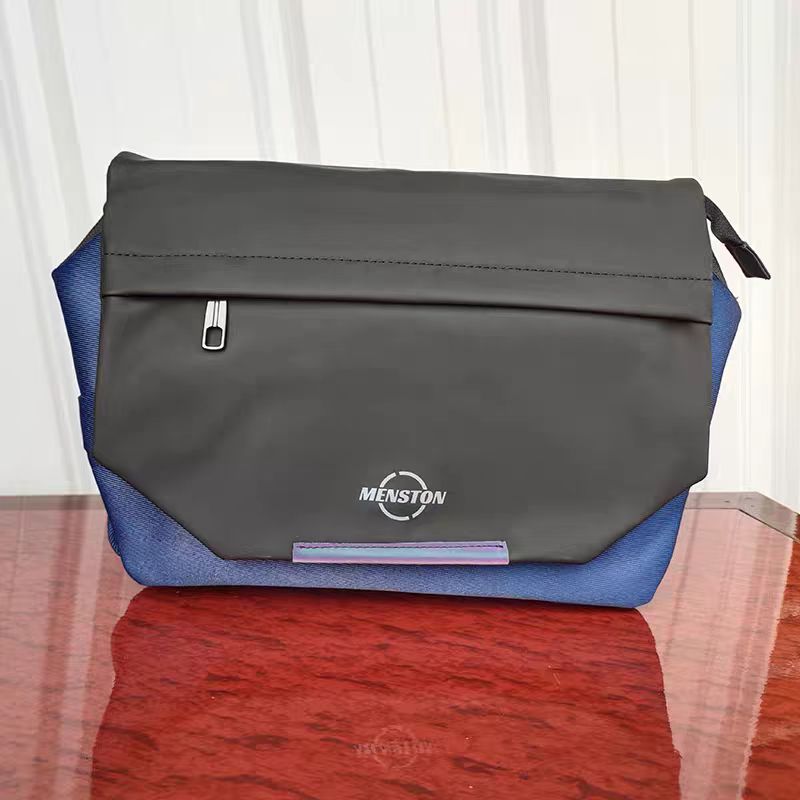 Magnetic Boys Fashion Large Capacity Commuter Bags
