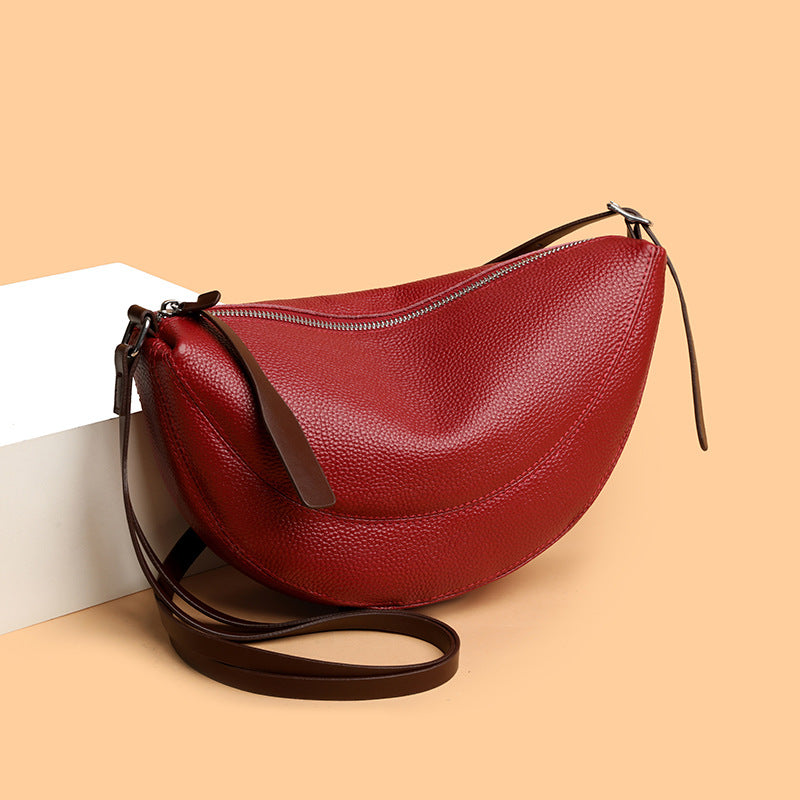 Women's First Layer Cowhide Commuter High-grade Soft Leather Horn Women's Shoulder Bag