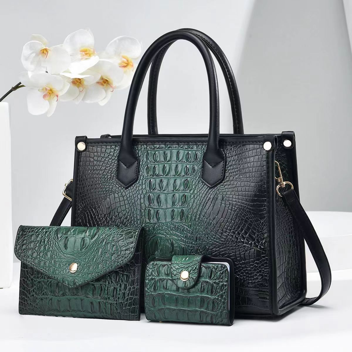 Women's Large Capacity Crocodile Pattern Portable Retro Bags