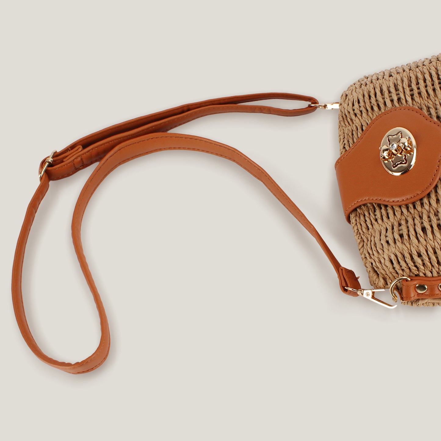 Women's Hand-woven Seaside Vacation Daily Leisure Commute Women's Messenger Bag